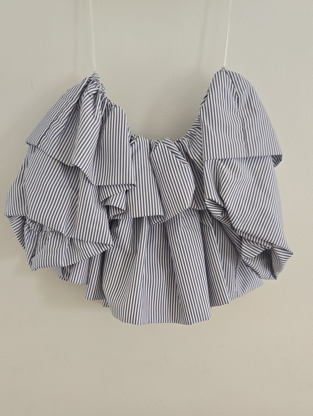 NWT Off Shoulder Crop Top
